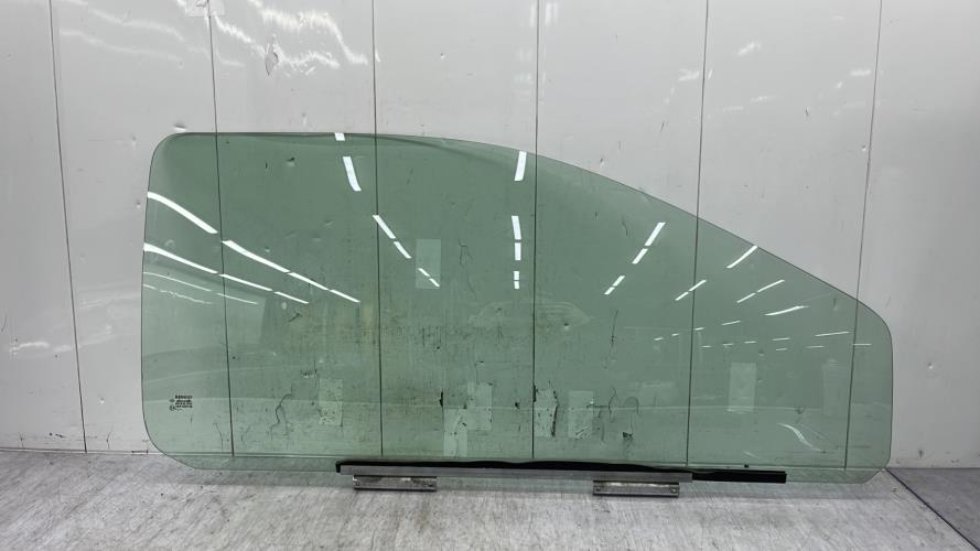 Vitre avant droit RENAULT TWINGO 1 PHASE 2 Essence