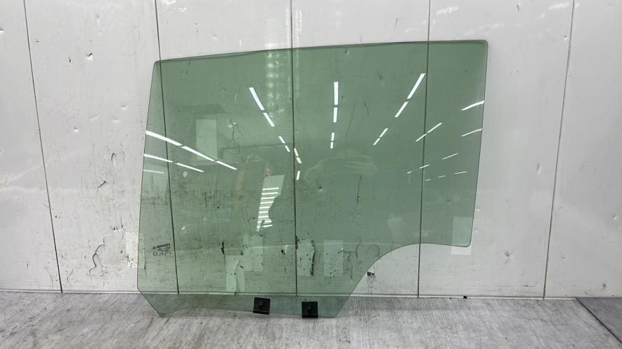 Vitre arriere gauche RENAULT CLIO 4 PHASE 1 Essence