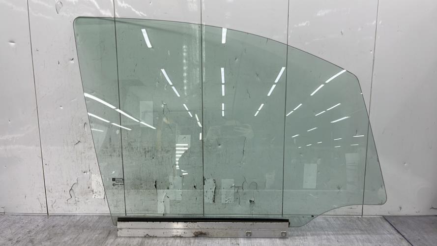 Vitre avant droit OPEL ZAFIRA A PHASE 1 Diesel
