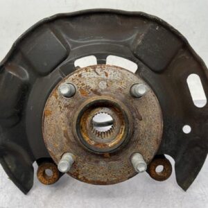 Fusee avant gauche TOYOTA IQ Essence