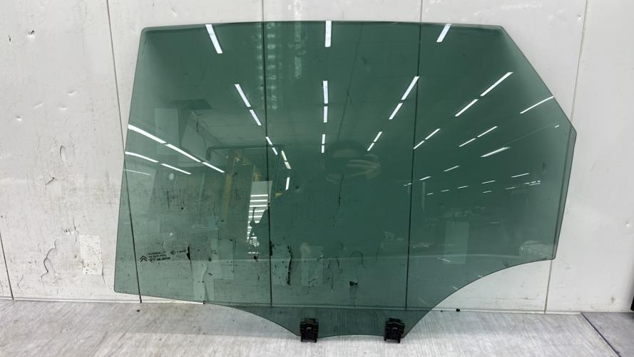 Vitre arriere gauche CITROEN C4 2 PHASE 2 Diesel