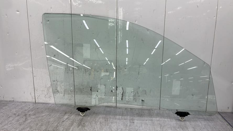 Vitre avant droit PEUGEOT 4008 Diesel