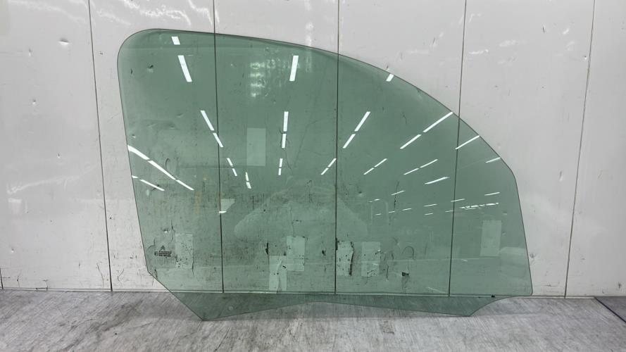 Vitre avant droit CITROEN C3 PICASSO PHASE 1 Diesel