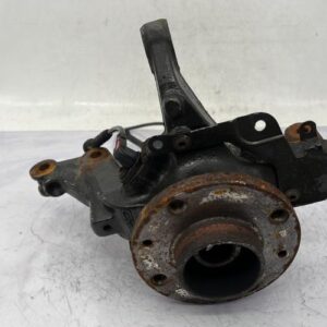Fusee avant droit RENAULT CLIO 4 PHASE 2 Diesel