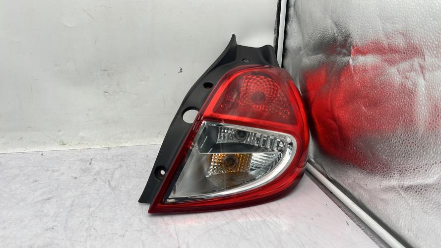 Feu arriere principal droit (feux) RENAULT CLIO 3 PHASE 2 Diesel