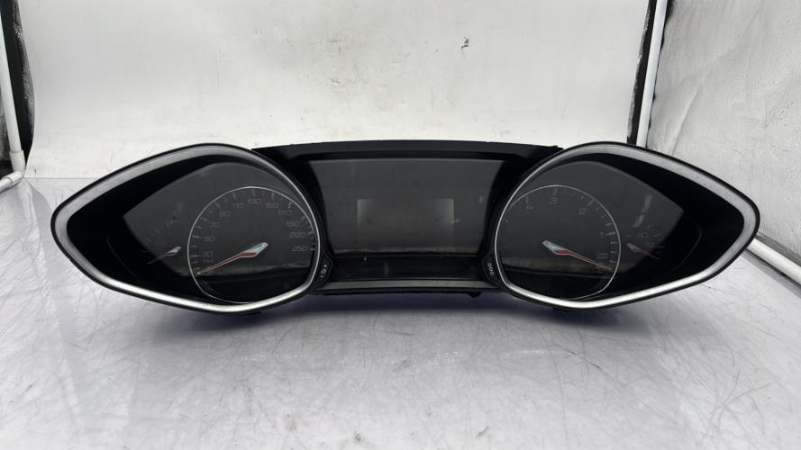 Compteur PEUGEOT 308 2 SW PHASE 1 BREAK Diesel