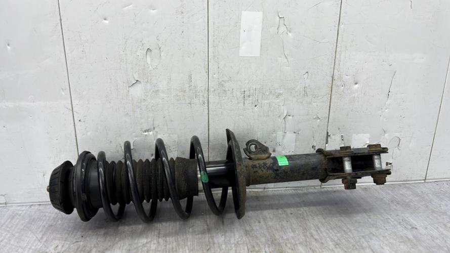 Amortisseur avant droit TOYOTA YARIS 2 PHASE 1 Diesel