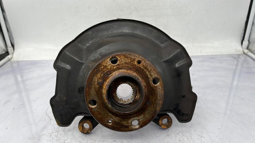 Fusee avant droit OPEL AGILA B Essence