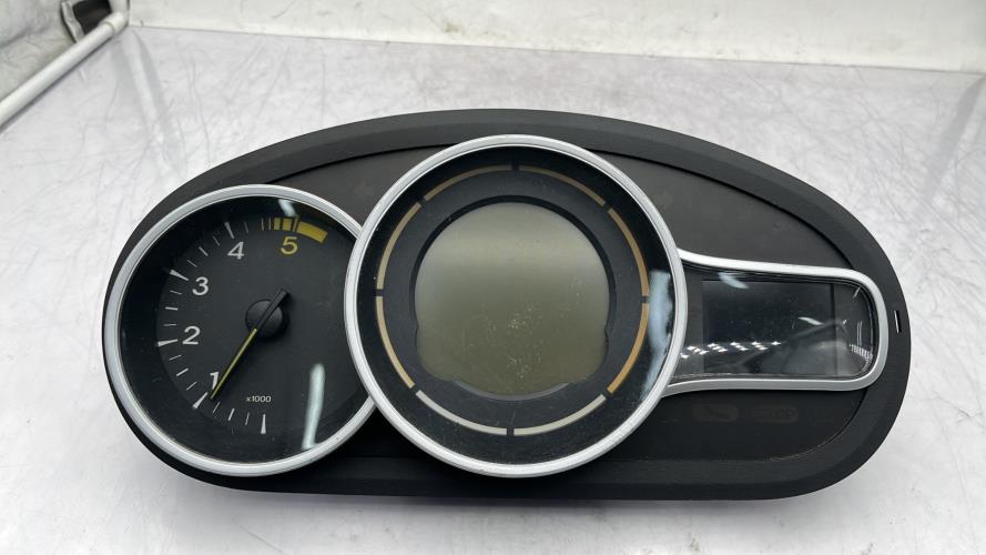 Compteur RENAULT MEGANE 3 PHASE 1 Diesel