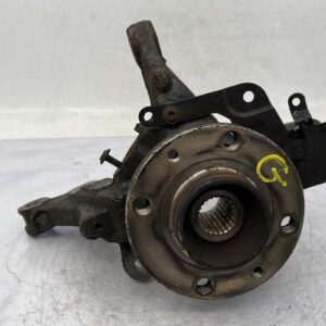 Fusee avant gauche RENAULT CLIO 4 PHASE 2 Essence