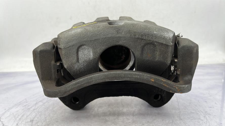 Etrier avant gauche (freinage) OPEL INSIGNIA 1 PHASE 2 BREAK Diesel