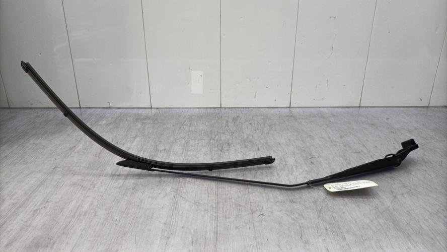 Bras essuie glace avant droit RENAULT GRAND SCENIC 3 PHASE 3 Diesel