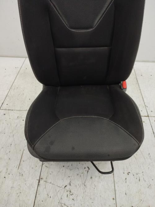 Siege avant droit RENAULT CLIO 4 PHASE 1 Diesel