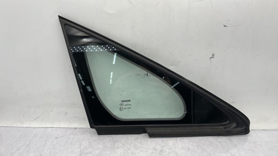 Custode avant droit TOYOTA VERSO PHASE 1 Essence