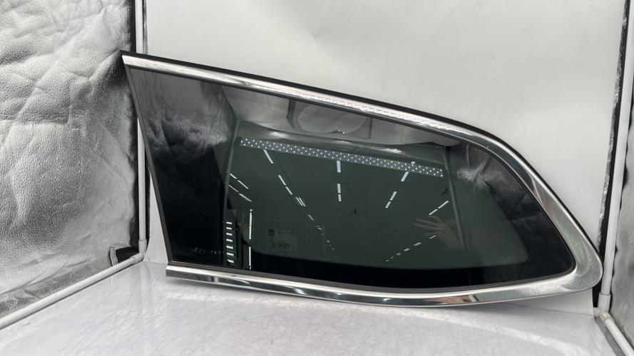 Custode arriere gauche PEUGEOT 308 2 SW PHASE 1 BREAK Diesel