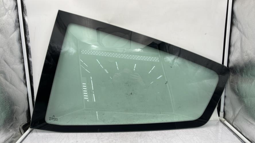 Custode arriere gauche CITROEN C2 PHASE 1 Diesel