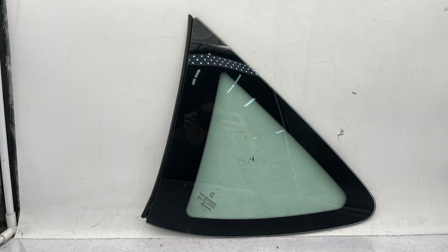 Custode arriere gauche PEUGEOT 407 PHASE 1 BREAK Diesel