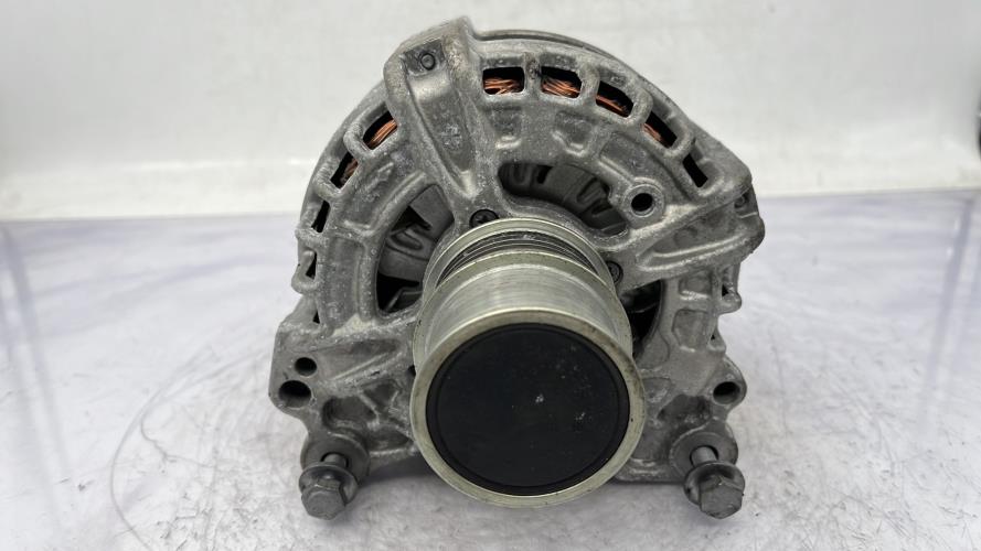 Alternateur VOLKSWAGEN POLO 6 PHASE 2 Essence