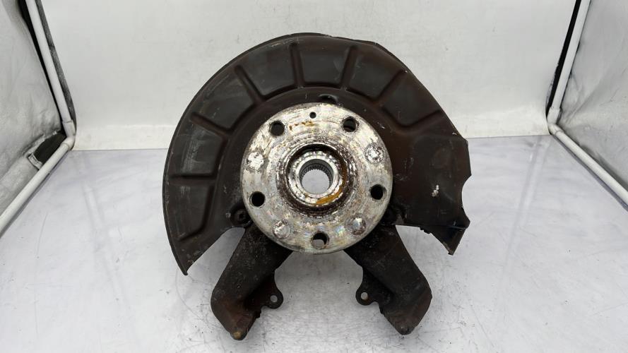 Fusee avant gauche AUDI A3 2 SPORTBACK PHASE 1 Diesel