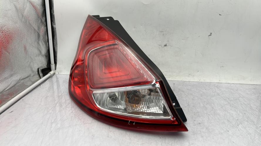 Feu arriere principal gauche (feux) FORD FIESTA 6 PHASE 2 Essence