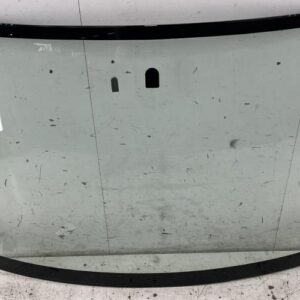 Pare brise TOYOTA YARIS 1 PHASE 1 Essence