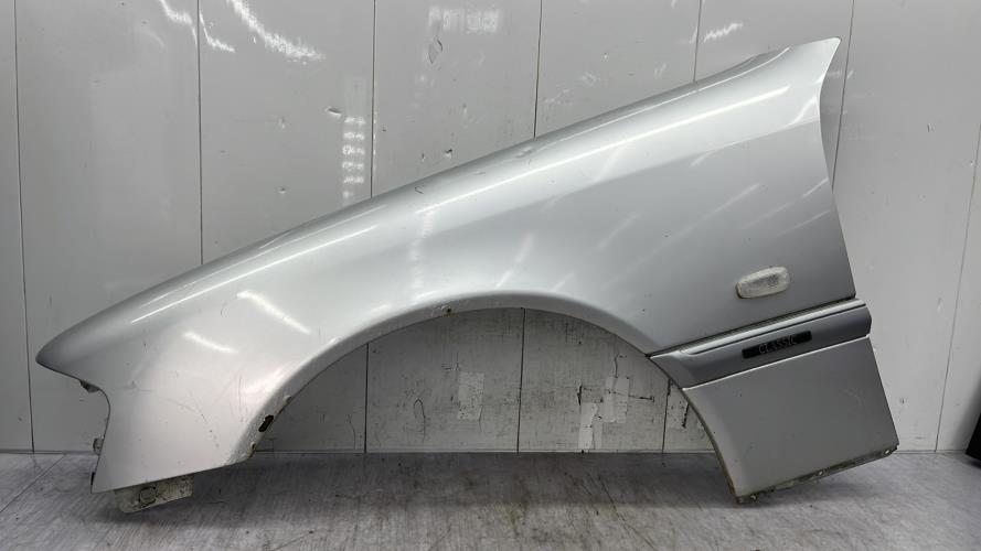 Aile avant gauche MERCEDES CLASSE C 202 PHASE 1 Diesel