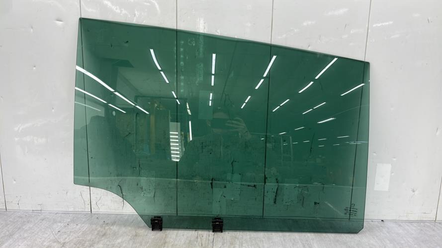 Vitre arriere droit PEUGEOT 5008 1 PHASE 1 Diesel