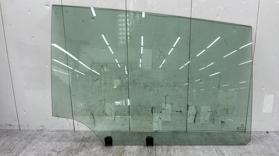 Vitre arriere droit PEUGEOT 5008 1 PHASE 2 Diesel