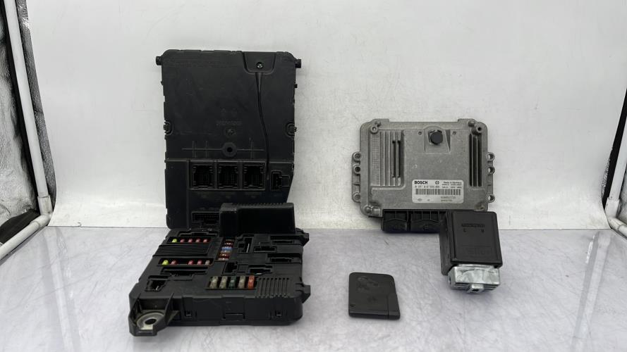 Kit de demarrage RENAULT MEGANE 2 PHASE 1 CABRIOLET Diesel