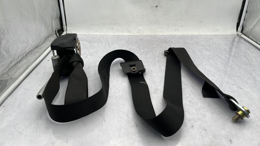 Ceinture avant droit MERCEDES 300 W124 PHASE 1 Essence