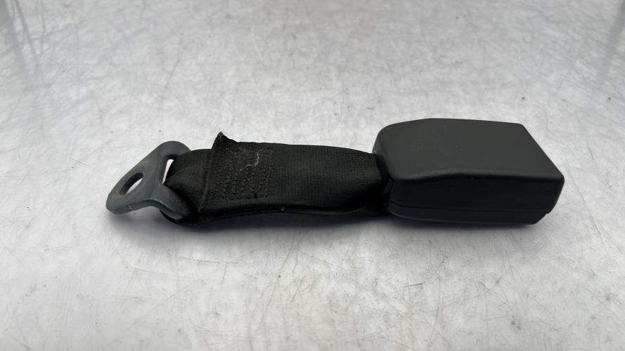 Attache ceinture arriere gauche CITROEN SAXO PHASE 2 Diesel