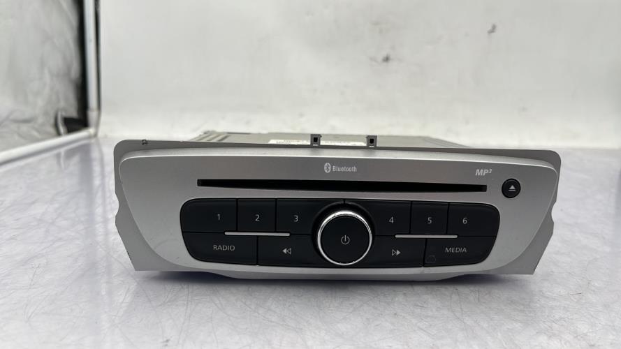Autoradio d'origine RENAULT GRAND SCENIC 3 PHASE 3 Diesel