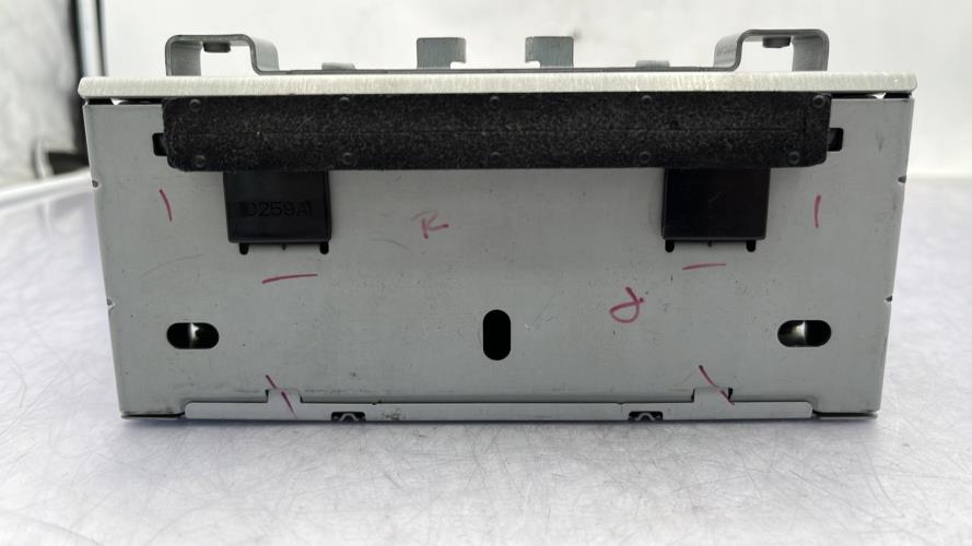 Autoradio d'origine FORD FIESTA 6 PHASE 2 Essence