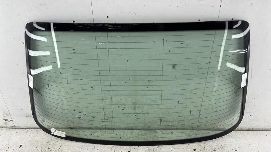 Lunette arriere MERCEDES CLASSE C 202 PHASE 1 Diesel