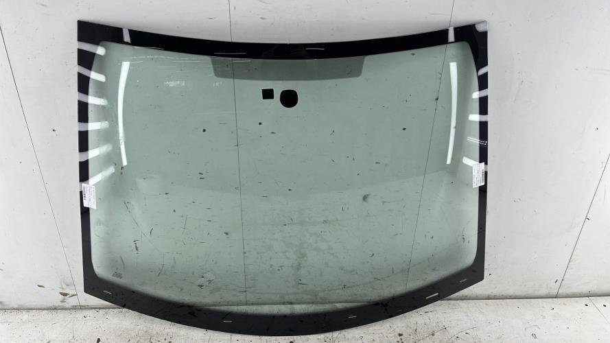 Pare brise CITROEN C3 2 PHASE 1 Essence