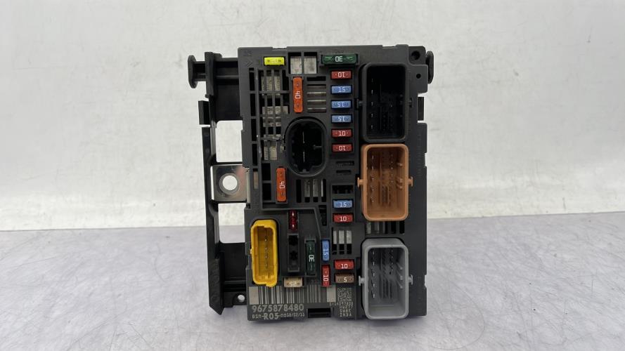 Boitier servitude moteur (BSM) PEUGEOT 308 1 PHASE 2 Diesel