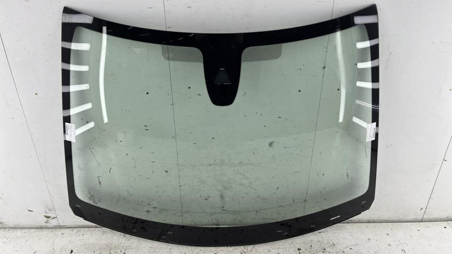 Pare brise CITROEN C3 3 PHASE 1 Essence