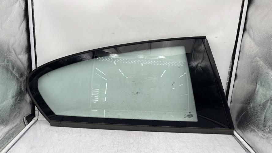 Custode arriere droit BMW SERIE 1 E81 Diesel