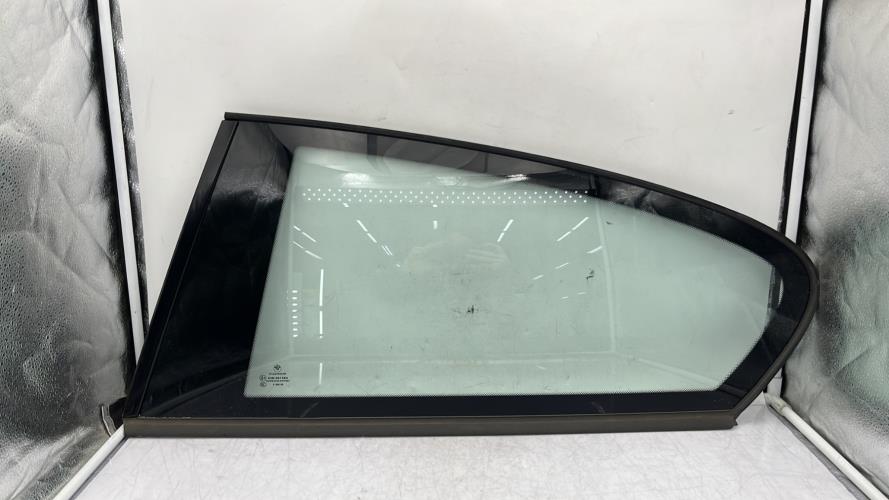 Custode arriere gauche BMW SERIE 1 E81 Diesel