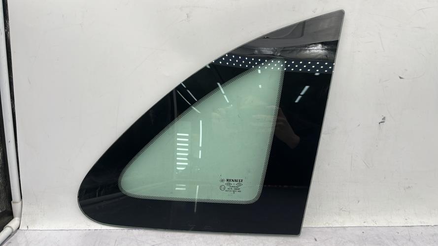 Custode arriere droit RENAULT CLIO 3 PHASE 1 BREAK Diesel