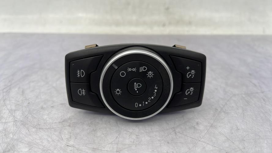 Commande de phare FORD FOCUS 3 PHASE 2 Essence