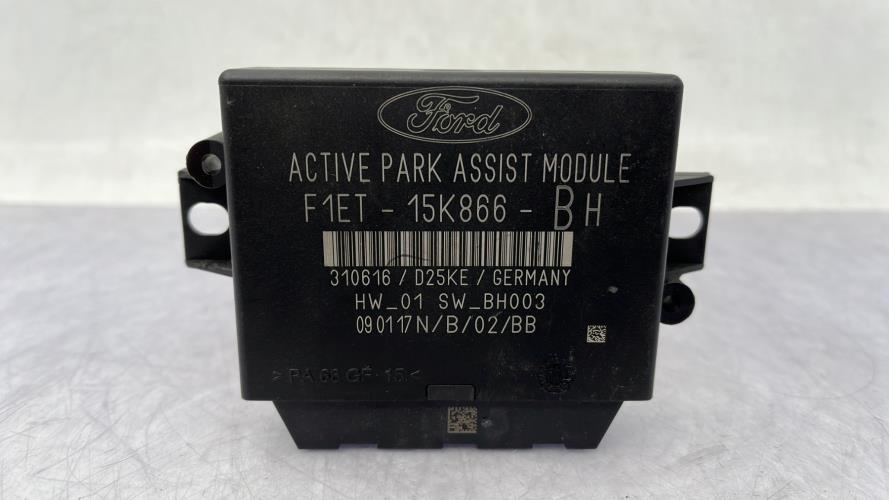 Boitier d'aide au stationnement FORD FOCUS 3 PHASE 2 Essence