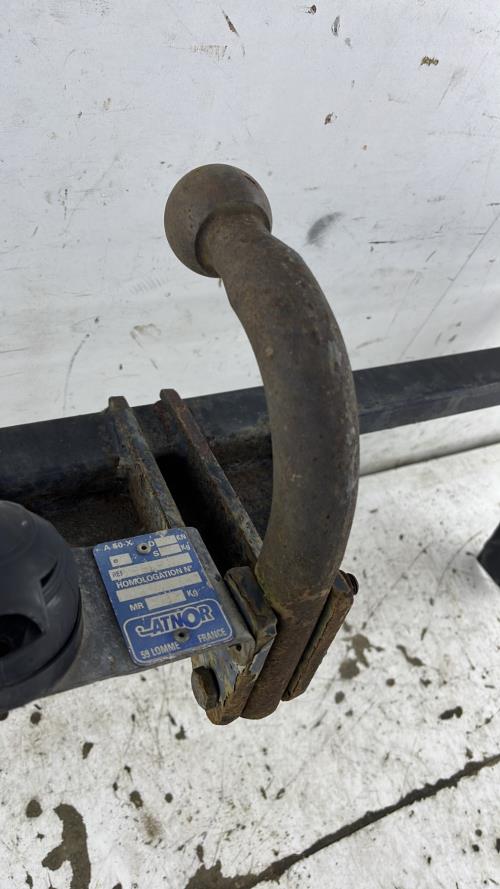 Attelage (boule de remorquage) AUDI A6 1 Diesel