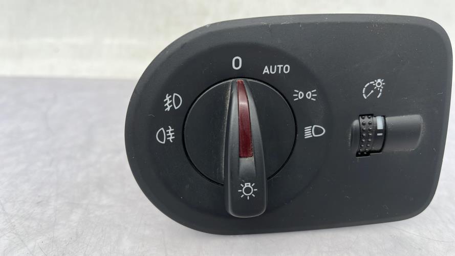 Commande de phare SEAT IBIZA 4 PHASE 2 Essence