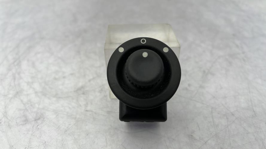 Commande retroviseurs RENAULT CLIO 2 PHASE 1 Essence