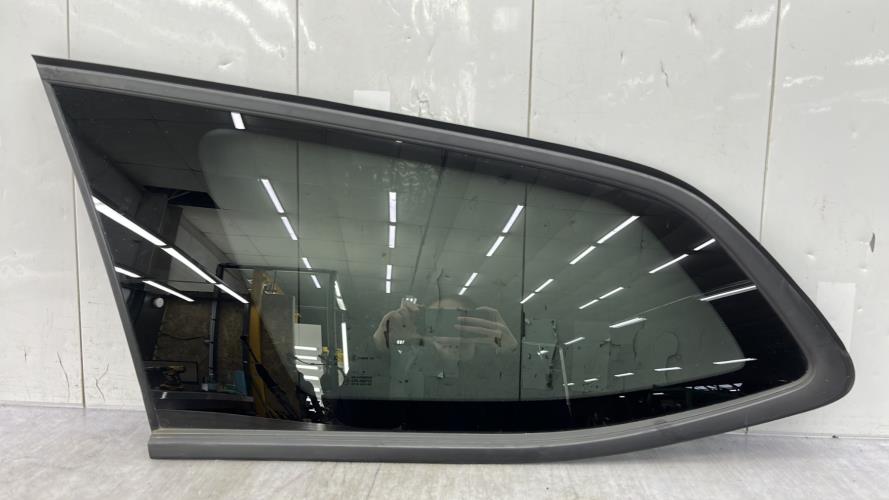 Custode arriere gauche PEUGEOT 308 2 SW PHASE 2 BREAK Diesel