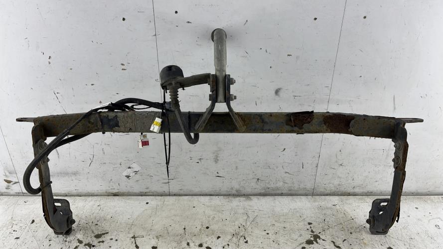 Attelage (boule de remorquage) PEUGEOT 5008 1 PHASE 1 Diesel