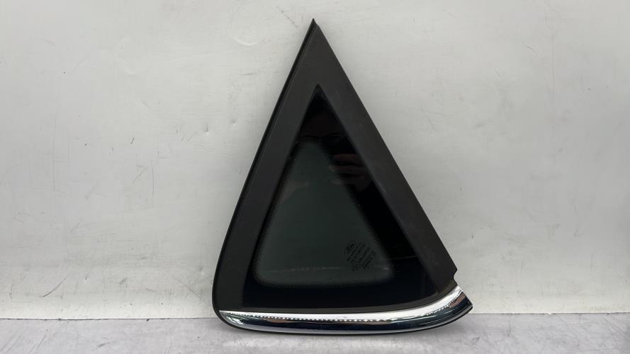 Custode arriere droit FORD FIESTA 6 PHASE 2 Diesel