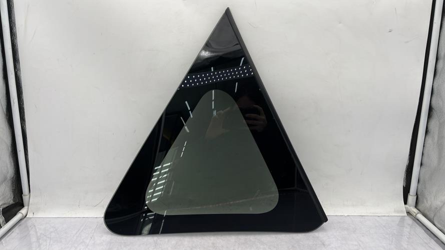 Custode arriere droit TOYOTA VERSO-S PHASE 1 Diesel