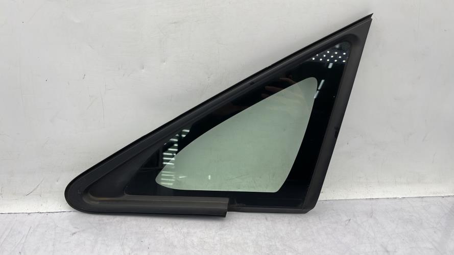 Custode avant gauche TOYOTA VERSO-S PHASE 1 Diesel